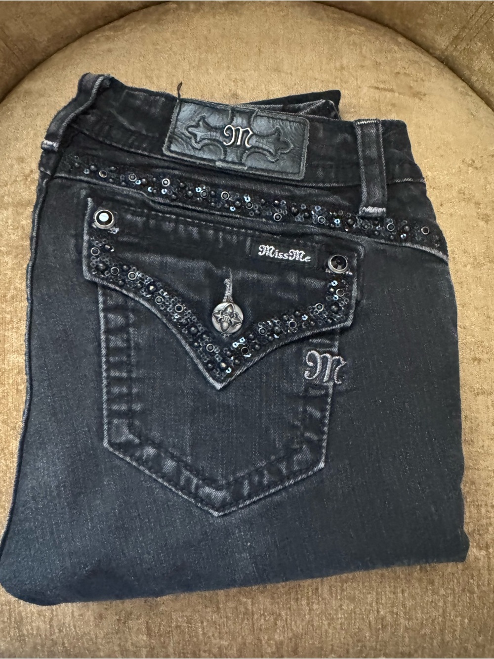 Miss Me Black Skinny Jeans with Sequin Embellished Back Pocket (Size 29)